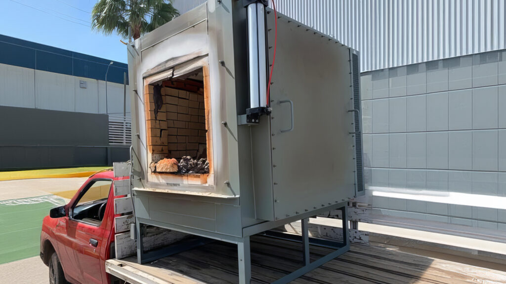 Calor y Control - Reestablecimiento y reparación de horno industrial de tabique refractario: Un caso de éxito de Calor y Control. reparacion de horno industrial